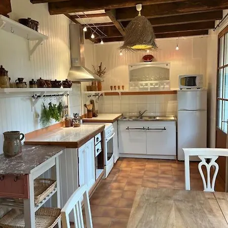 Ferienhaus Le Des Filles En Bottes Saint-Georges-de-Reintembault